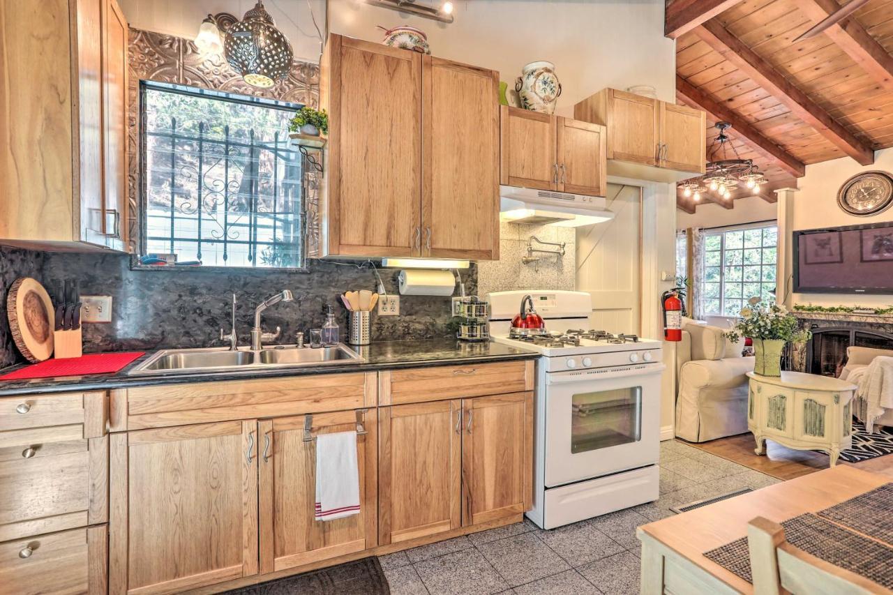 Boho Crestline Cabin, 1 Mile To Lake Gregory! ภายนอก รูปภาพ