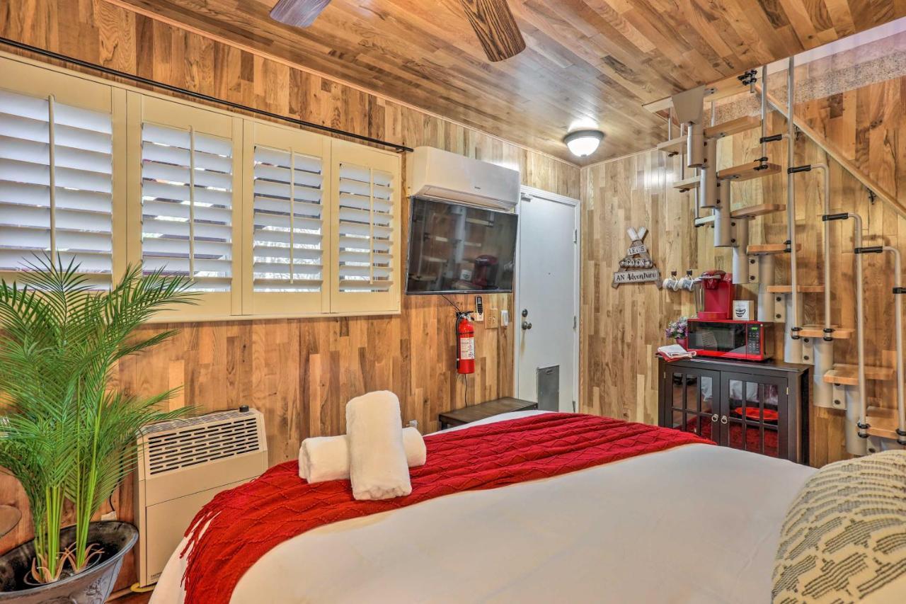 Boho Crestline Cabin, 1 Mile To Lake Gregory! ภายนอก รูปภาพ